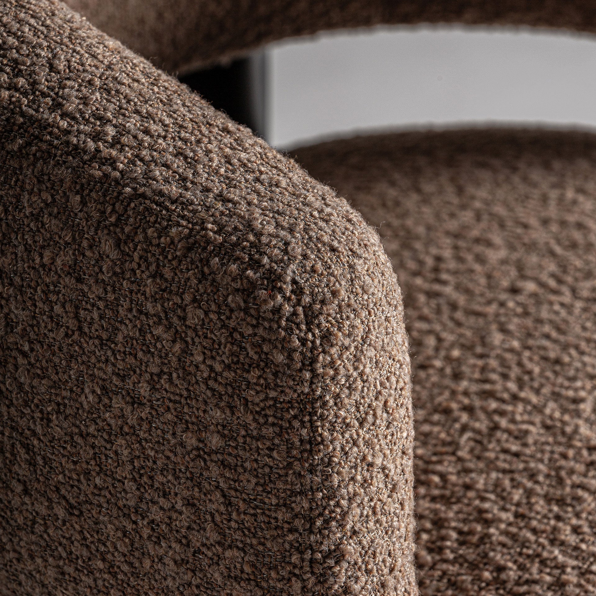 IRVIN ARMCHAIR